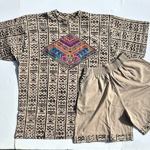 NEW 90’s VINTAGE GEOMETRIC T-SHIRT / SHORT SET